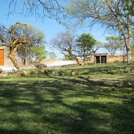 Villa Mondjila Safari Camp Okaukuejo Exterior foto