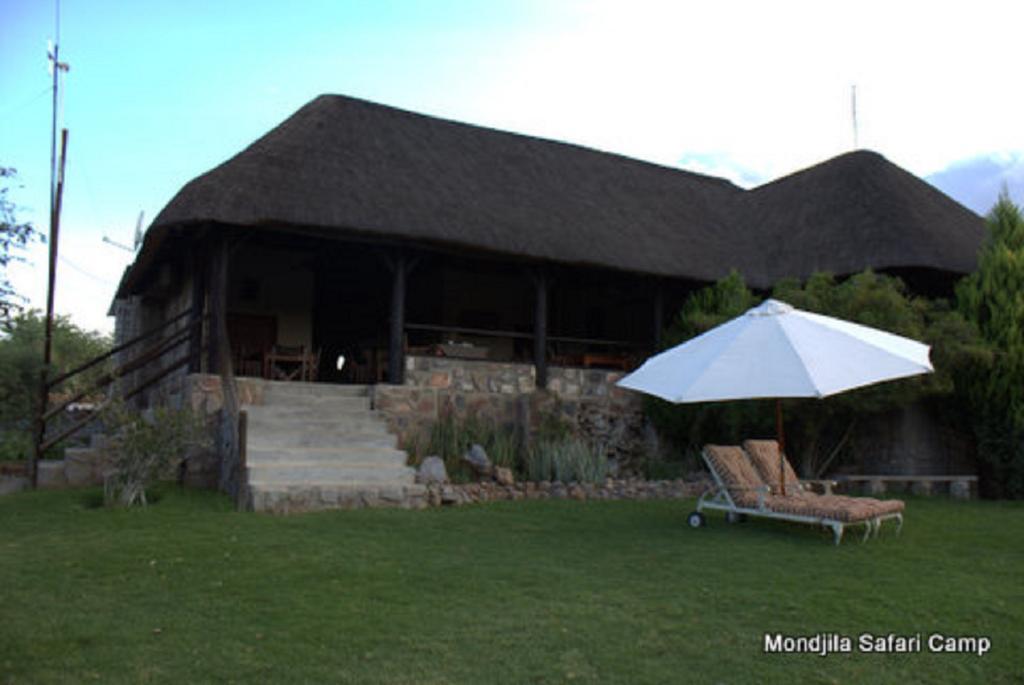 Villa Mondjila Safari Camp Okaukuejo Exterior foto